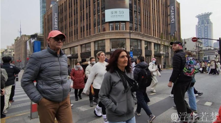 2025入境游火热开局，老外打卡“中国年”